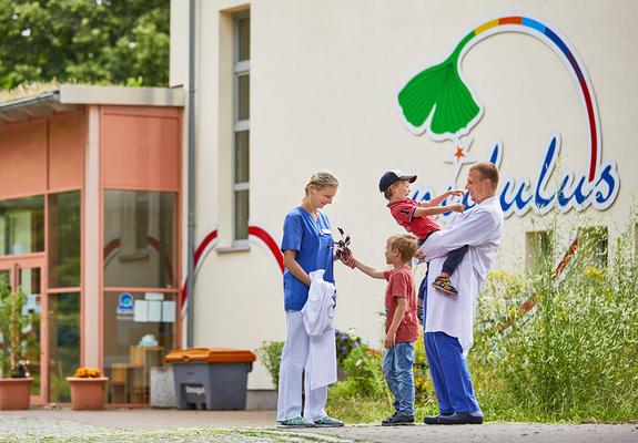 Wenn beide Eltern im Schichtdienst arbeiten, können sie ihre Kinder in der städtischen 24-Stunden-Kita auf dem Klinikgelände betreuen lassen