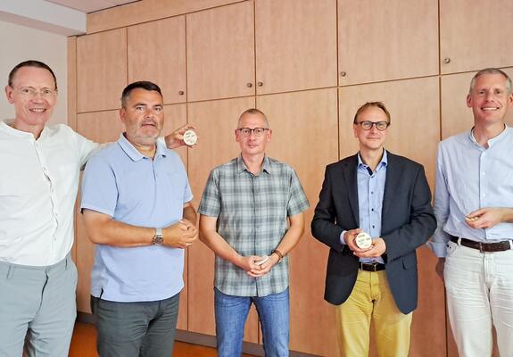 Dr. Ulf Harder (2.v.r.), Theologischer Geschäftsführer der Diakonie Westmecklenburg-Schwerin, ging darauf ein, dass Kirchen in den vergangenen Jahren viele Mitglieder verloren haben, Foto: Diakonie WMSN