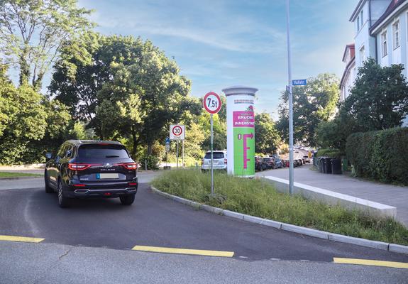 Verdeckte Geschwindigkeitsmessungen der Stadt in der Voßstraße haben ergeben, dass sich die Mehrheit der Kraftfahrer an die vorgeschriebenen 30 Stundenkilometer halten