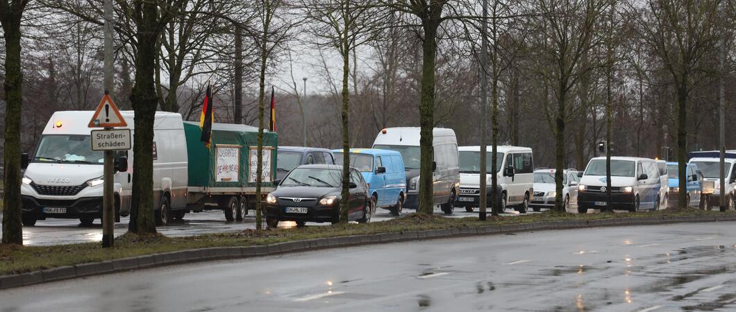 In Zusammenhang mit angemeldeten Protestaktionen am Montag, 22. Januar 2024, kommt es zu Behinderungen auf den Straßen rund um Schwerin