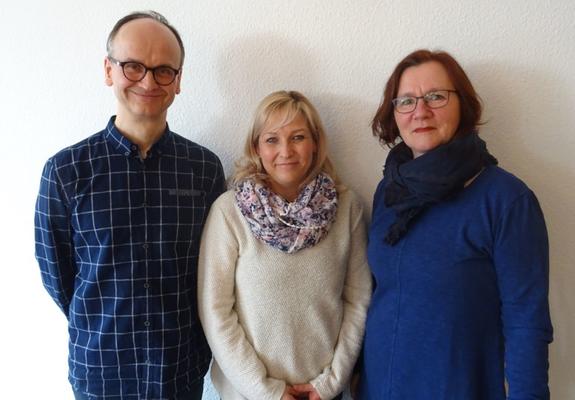 Dominik Zwanzig, Daniela Dube und Antje Wendler (v.l.n.r.) beraten beim Workshop zum Thema Betreuung
