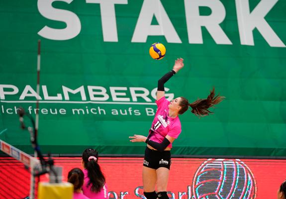 Mit Frauke Neuhaus wechselt nach Anne Hölzig eine weitere deutsches Spielerin innerhalb der Volleyball Bundesliga zum SSC Palmberg Schwerin.