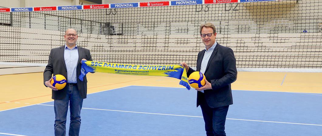 Schon mehrere Jahre lang profitieren einzelne Spielerinnen und Trainer des SSC Palmberg Schwerin von den versierten Untersuchungen und der Einlagenberatung durch das Team der Bewegungsanalyse bei STOLLE.