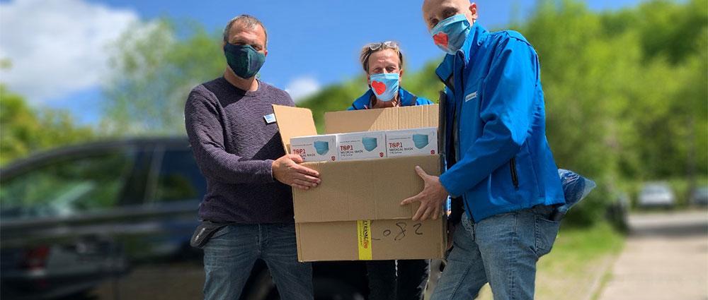 Über die Rubrik „Sag‘s dem ganzen Land“ engagieren sich zahlreiche Hörer zum Beispiel für die Schweriner Tafel und spenden Schutzmasken