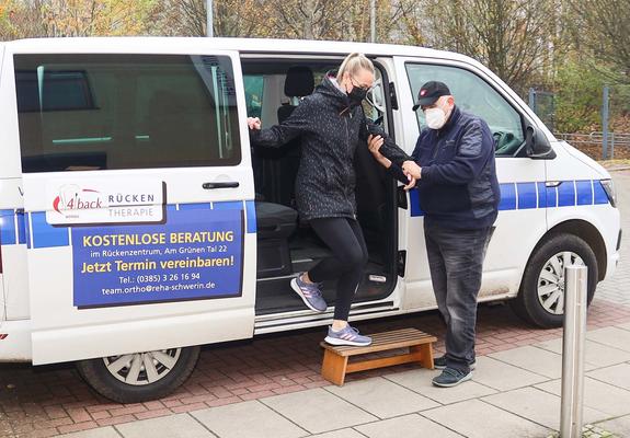 Die meisten Menschen möchten Weihnachten im Kreise ihrer Familie verbringen. Hier zeigen sich besonders deutlich die Vorteile einer ambulanten Reha.
