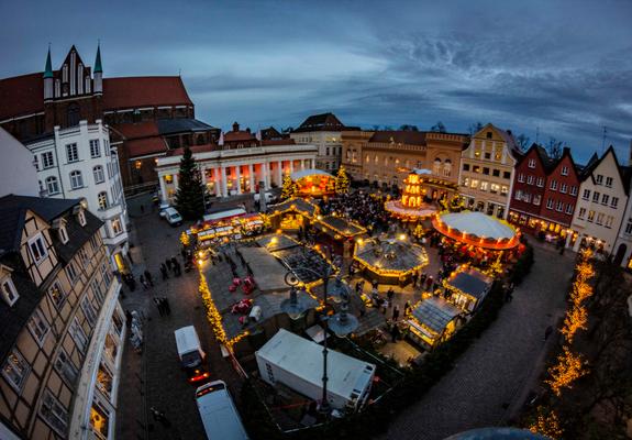 Nach 11 Tagen innerstädtischen, vorweihnachtlichen Lebens werden sich am morgigen Freitag die Tore des Schweriner Weihnachtsmarktes nicht mehr öffnen