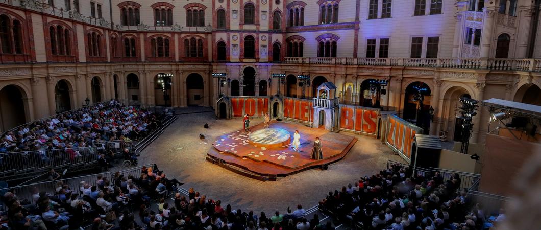 Der Schlossinnenhof ist wieder ein Aufführungsort bei den Schlossfestspielen 2023, Foto: Silke Winkler