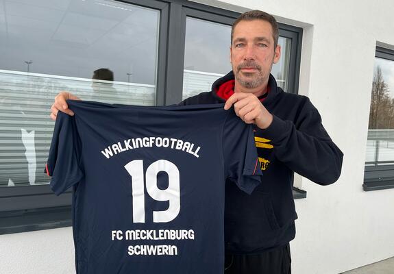 Der FC Mecklenburg Schwerin ist einer der Traditionsvereine aus dem Land, dessen Geschichte weit zurückreicht. Fußball war und ist die wichtigste Sparte des Vereins.