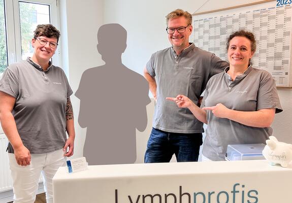 Angehende Therapeuten werden intensiv in die Lymphtherapie eingearbeitet, bevor es an die Patienten geht, Foto: Lymphprofis